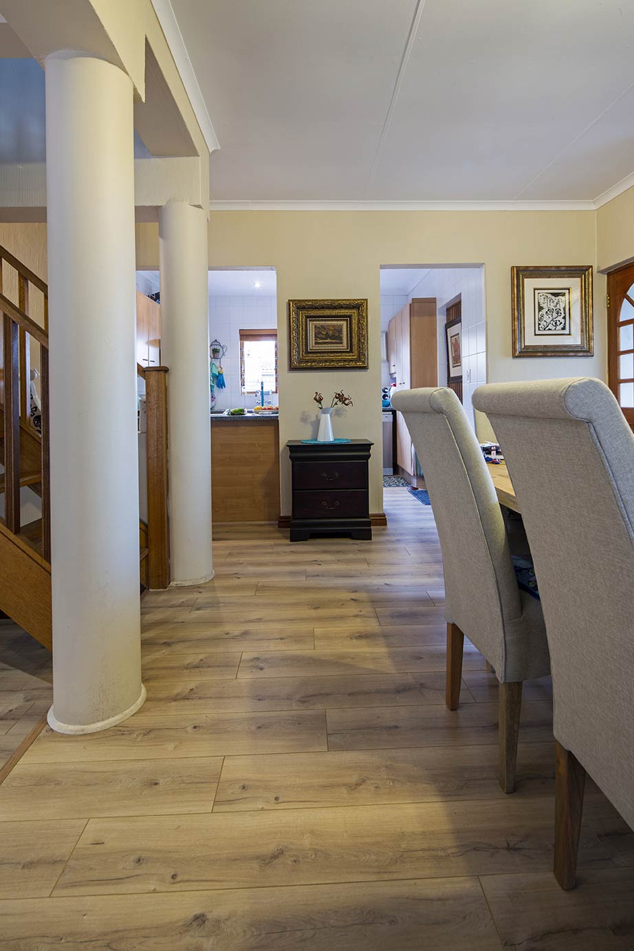 Ilgaz laminate residential installation