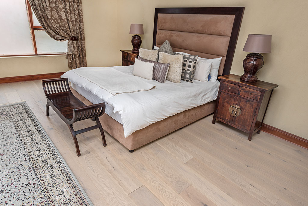 guest room wood flooring