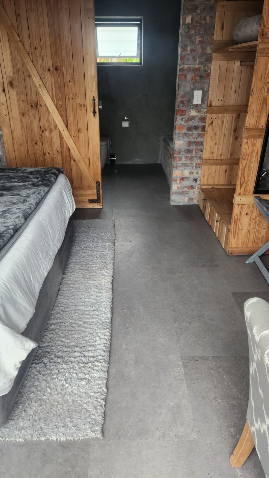 FINCrete - Smoke Vinyl Floor