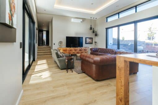 Black Forest Plus Oakwood Villa - Image 20
