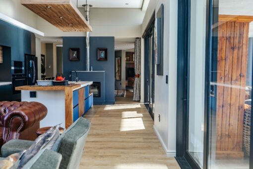 Black Forest Plus Oakwood Villa - Image 21