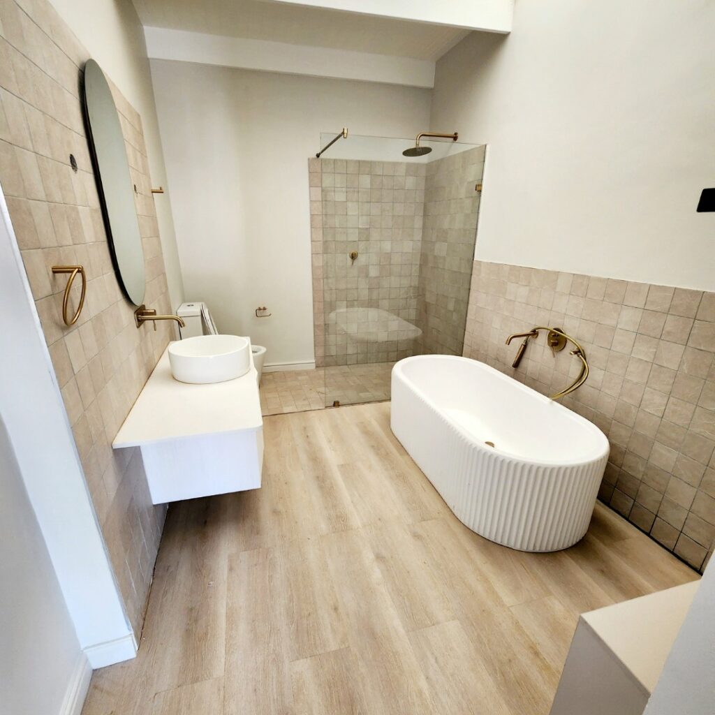 Instagram post from finfloorsa. This post is in position 0.