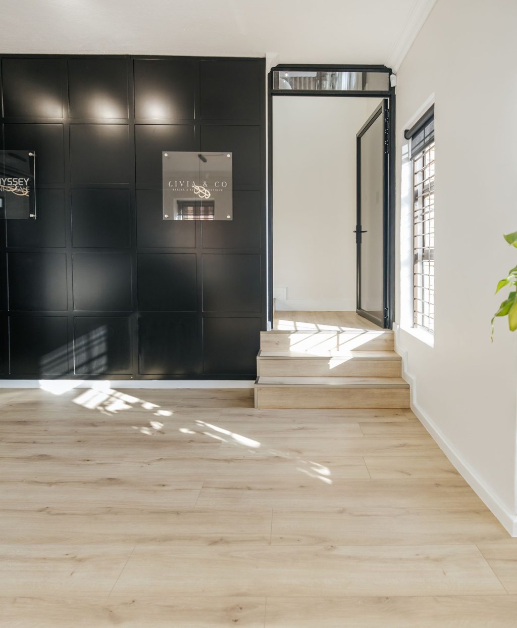 Instagram post from finfloorsa. This post is in position 0.