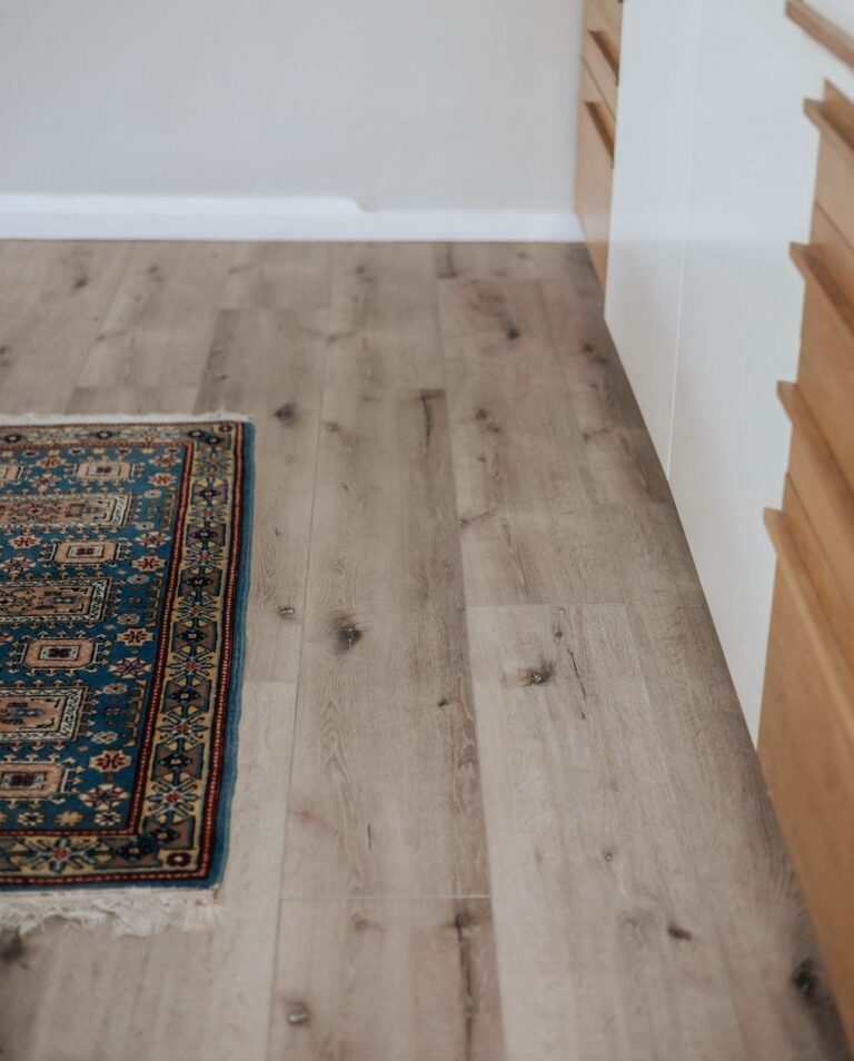 Instagram post from finfloorsa. This post is in position 4.