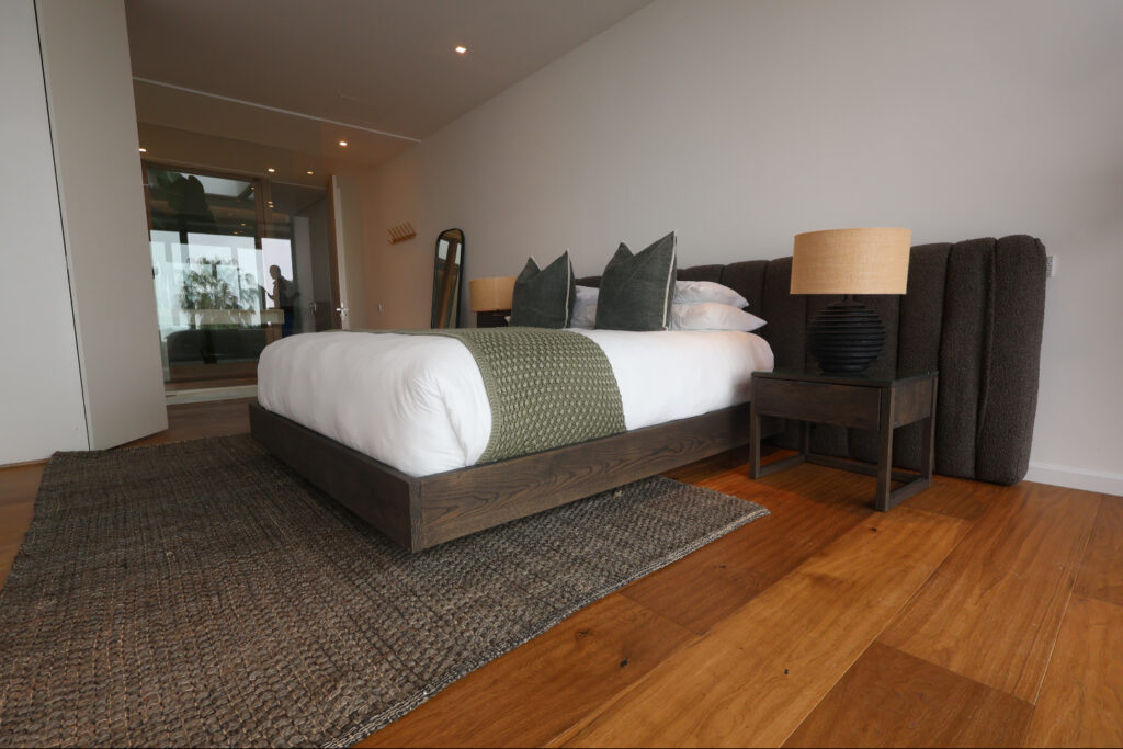 Instagram post from finfloorsa. This post is in position 4.