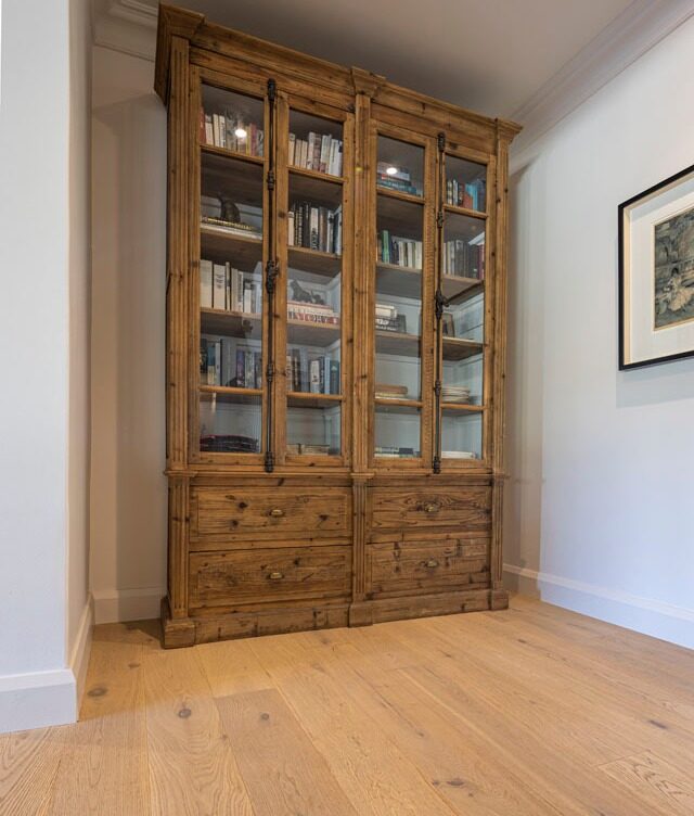 Instagram post from finfloorsa. This post is in position 4.