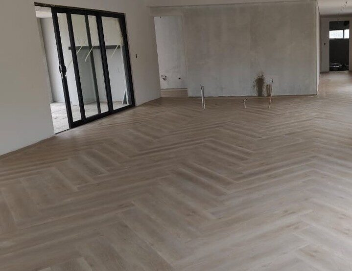 Instagram post from finfloorsa. This post is in position 3.