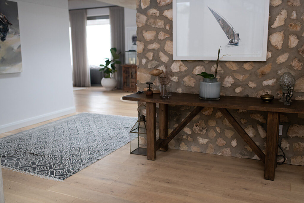 Instagram post from finfloorsa. This post is in position 4.