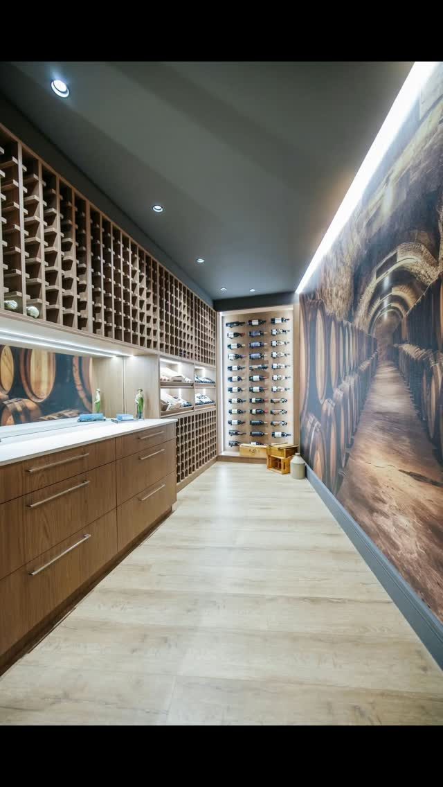 Instagram post from finfloorsa. This post is in position 4.