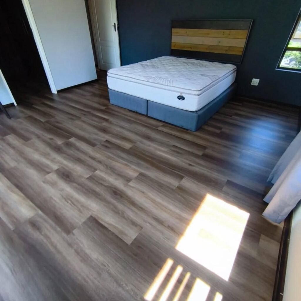 Instagram post from finfloorsa. This post is in position 1.