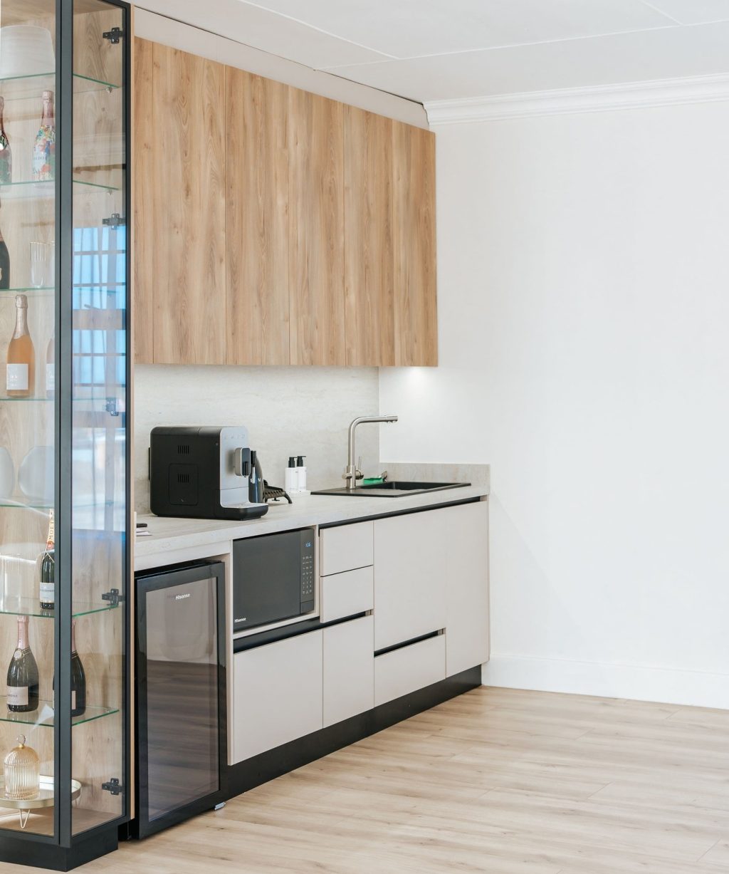 Instagram post from finfloorsa. This post is in position 3.