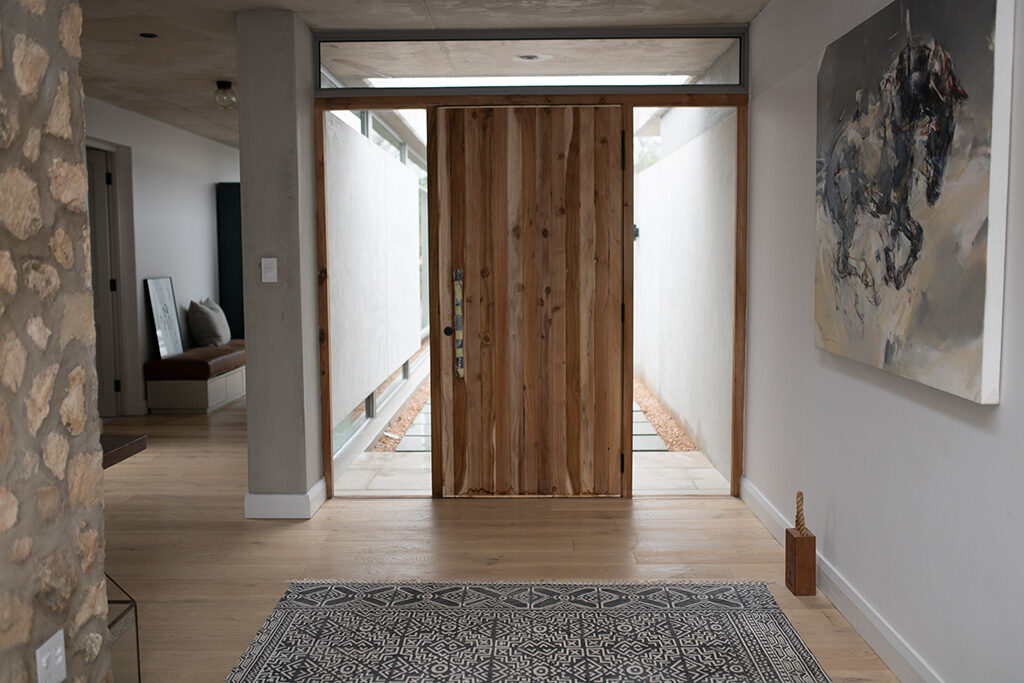 Instagram post from finfloorsa. This post is in position 2.