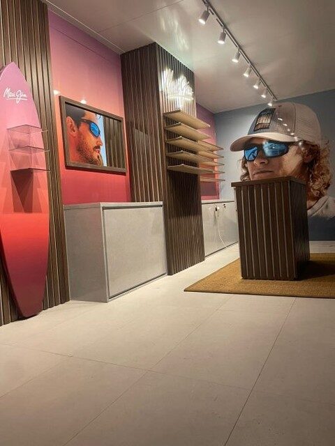 Instagram post from finfloorsa. This post is in position 0.