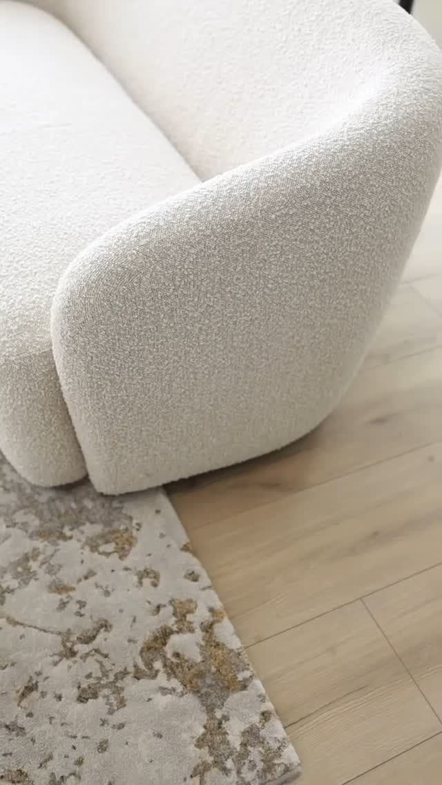 Instagram post from finfloorsa. This post is in position 19.