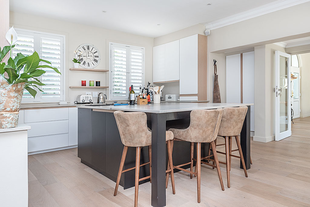 Instagram post from finfloorsa. This post is in position 5.