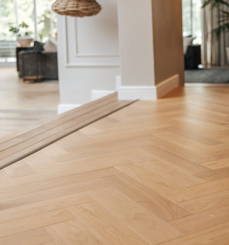 Instagram post from finfloorsa. This post is in position 17.